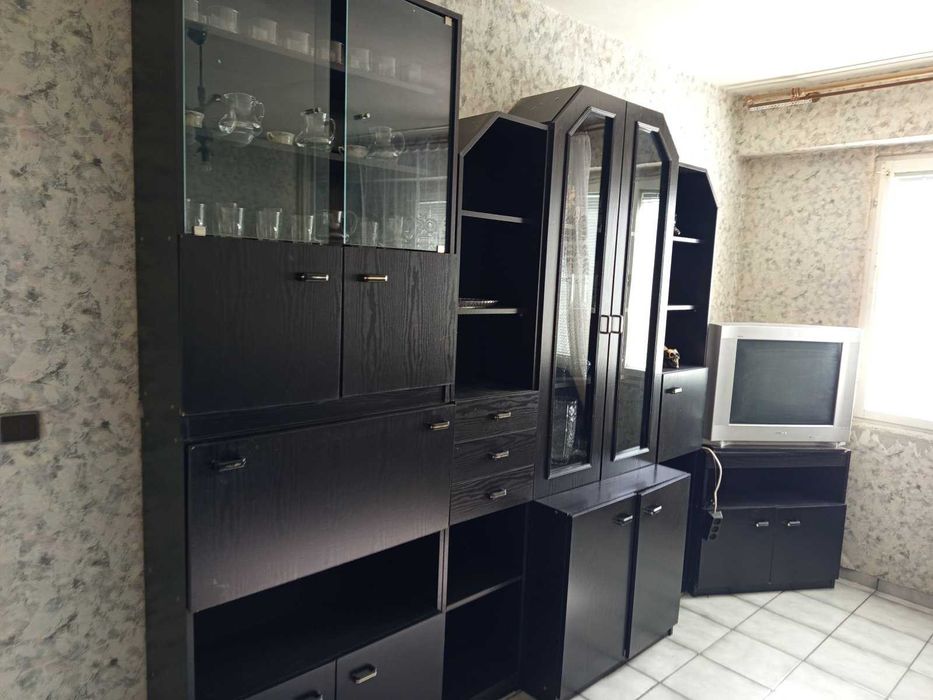 Дава се под наем Двустаен апартамент в Казанлък - 65 кв.м за 178.5 € - Снимка #2