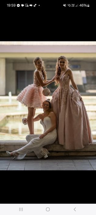 Бутикова сияйна бална рокля