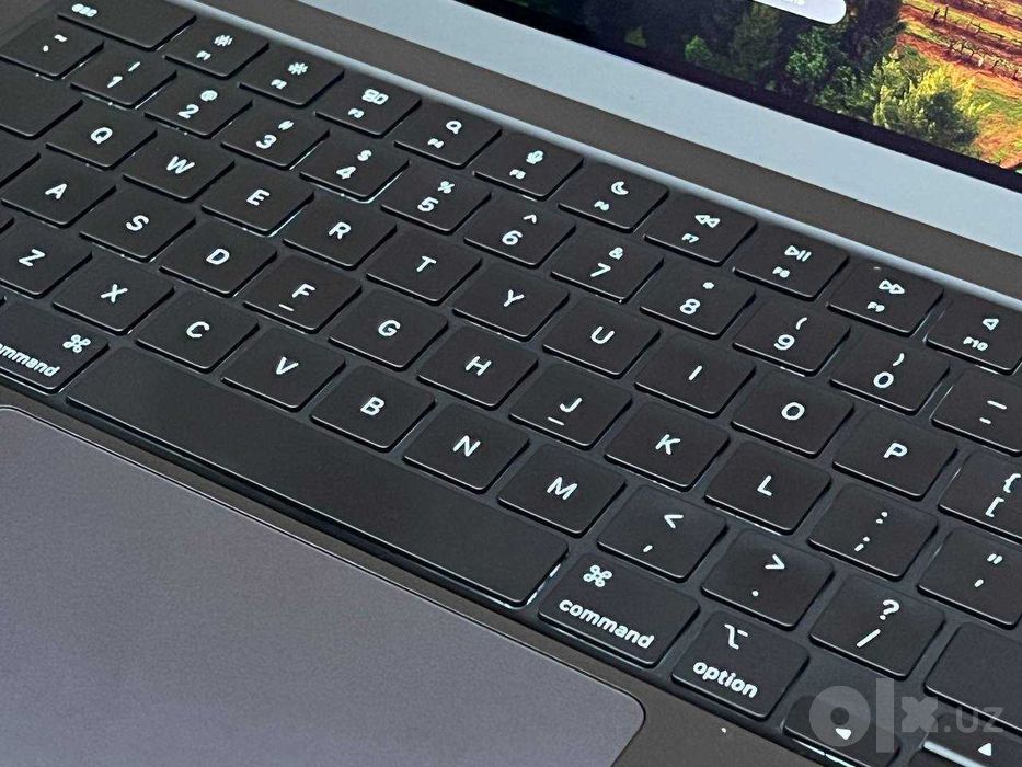 как новый MacBook Pro 14” M3 Pro/ 18Gb / 1Tb Black