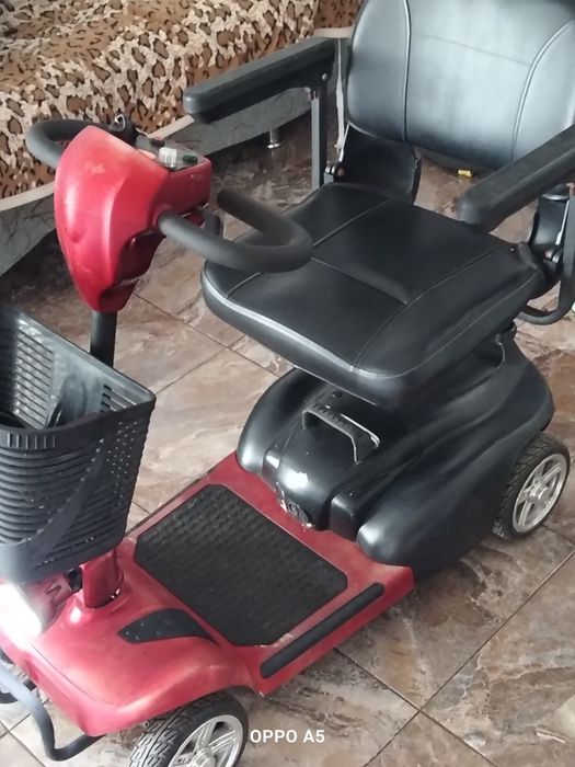 Scuter electric pentru persoane cu dizabilități