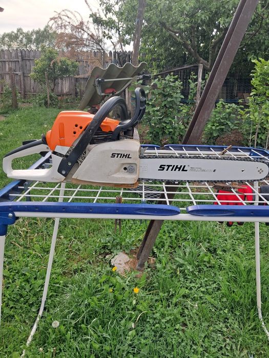 Vând Stihl MS 231