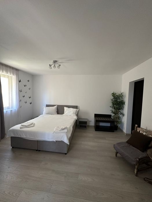 Închiriez camere și apartamente în regim hotelier Mamaia Nord