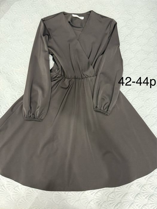 Продам вечерние платья