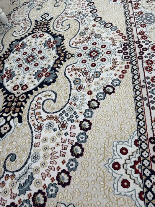 Продам ковер 250*350