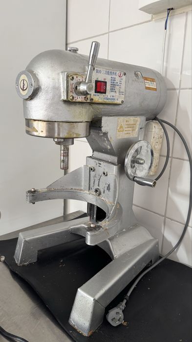 Планетарный миксер 10 литров