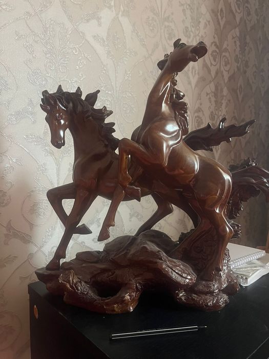 Статуэтка кони/ лошадь