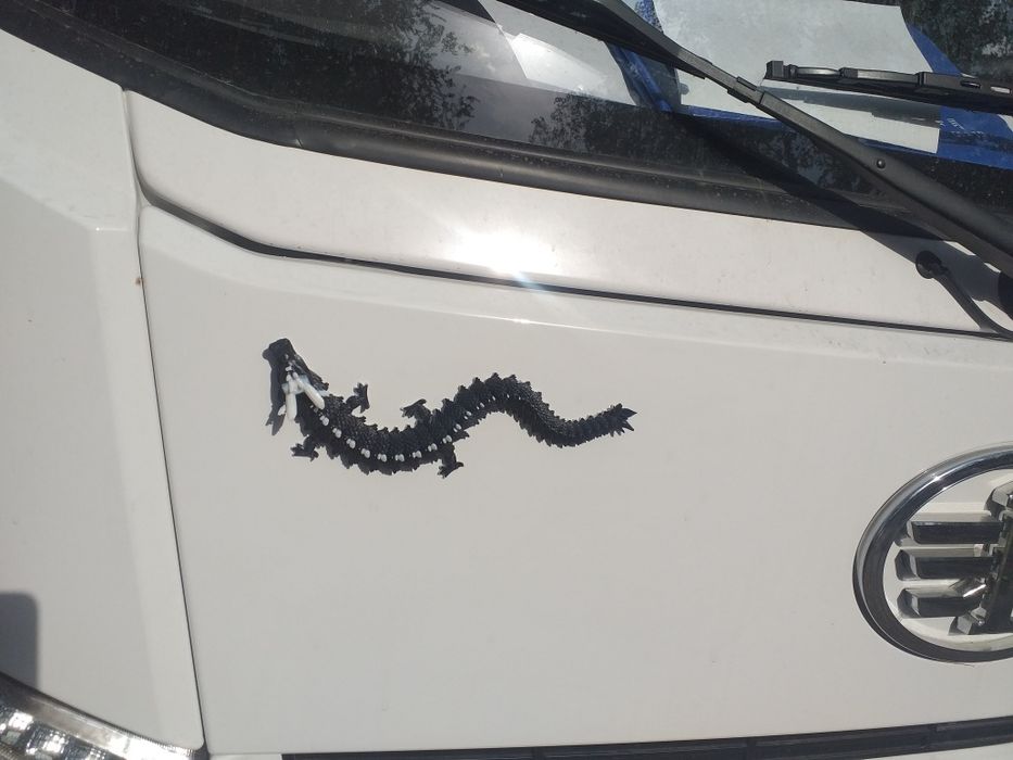 Продам игрушечного дракона