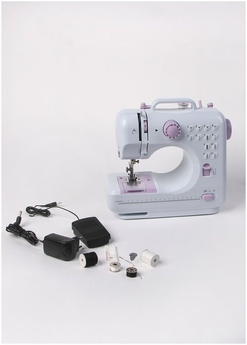 Швейная машинка / Электропитание 220 В / 4 батарейки АА