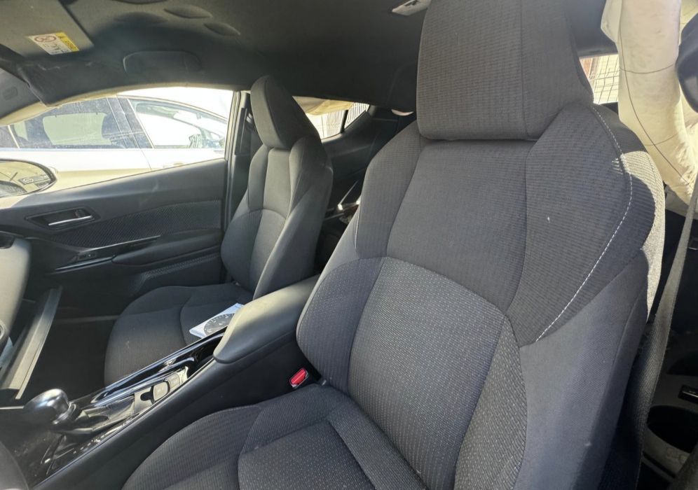 Piese Toyota CH-R 1.8B Hybrid 2016-2019.