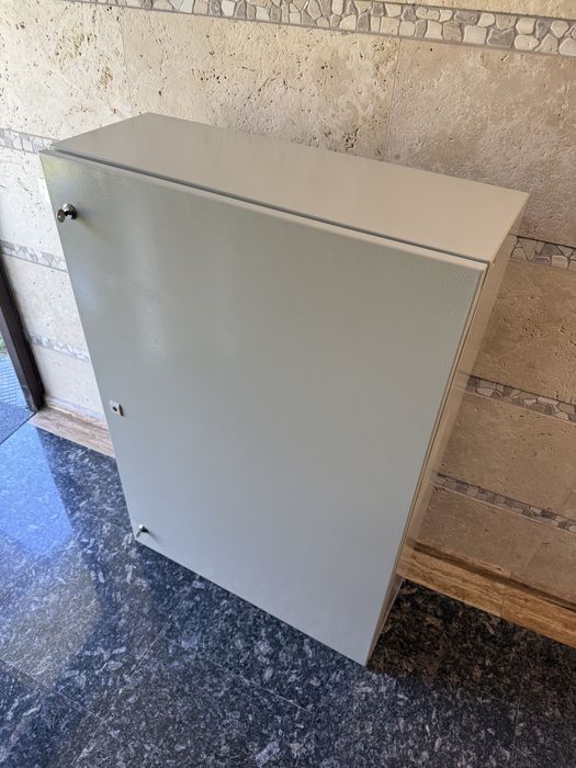 Ел. табло метално 1200/800