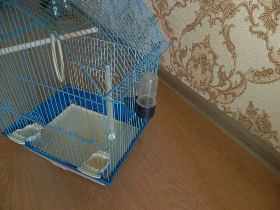 Продам клетку для попугая