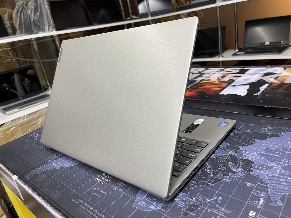 Lenovo ideapad 3 - Intel Celeron N4120/4Gb/SSD256Gb