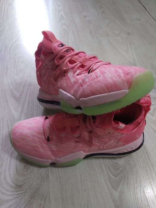 Баскетболни обувки  NBA