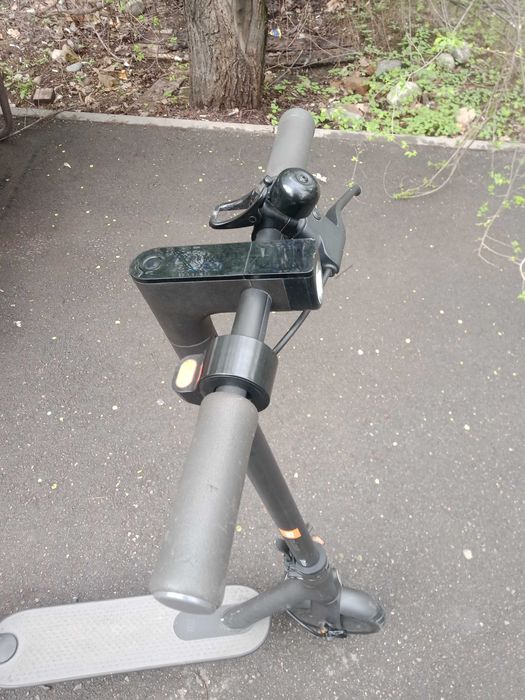 Продам электросамокат