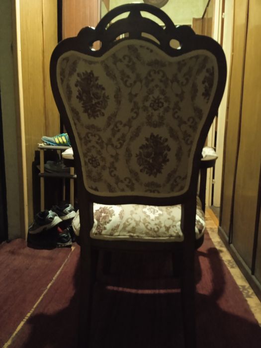 Столове антични старинни