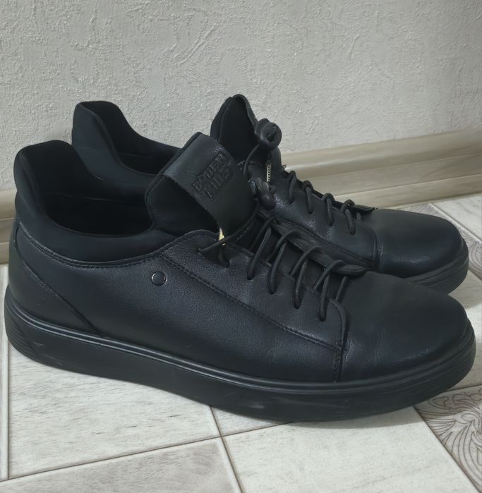 Продам туфли подростковые