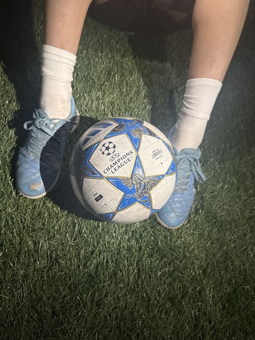 Футбольный мяч оригинал adidas