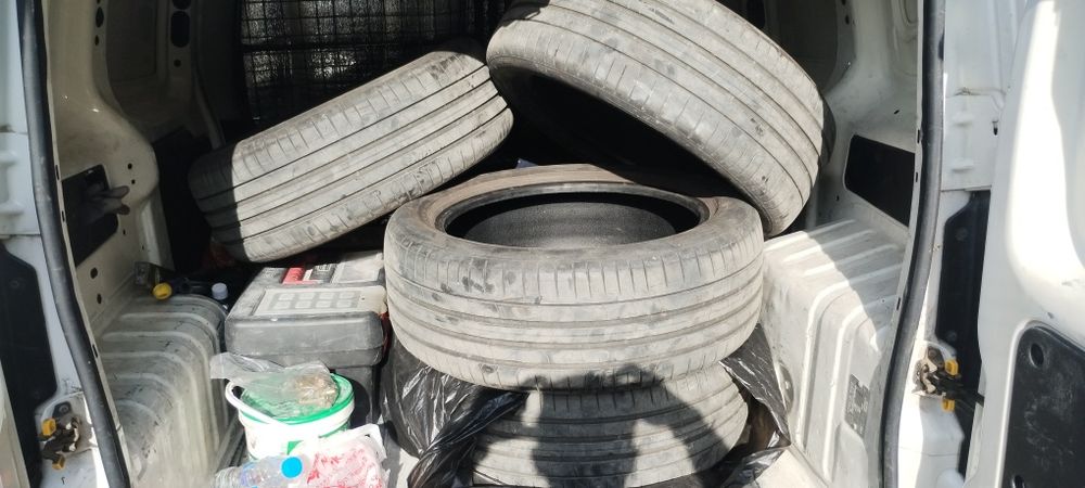 Летни гуми 235/50/19