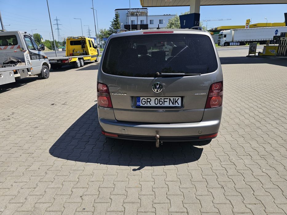 VOLKSWAGEN Touran 2009 — imagine 5