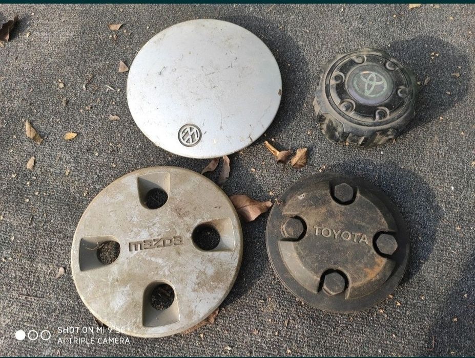 Оригинальные колпаки разные по 1 шт