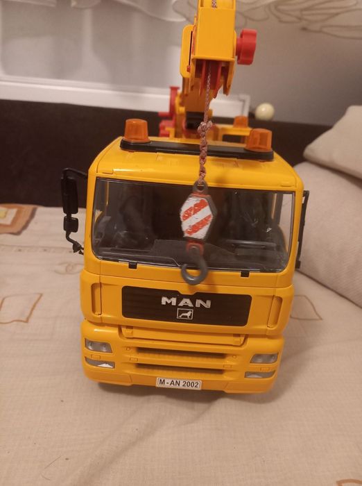 Macara de jucărie Bruder