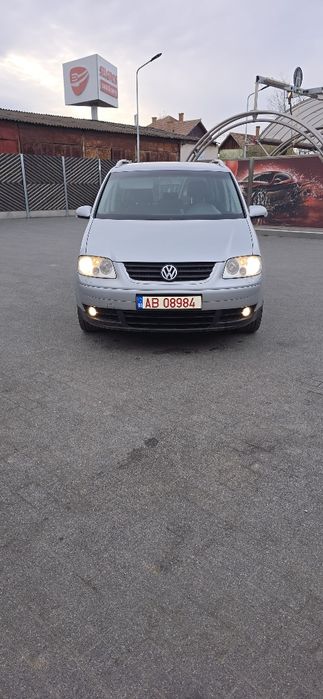 Vw turan 2.0 tdi 140 cp