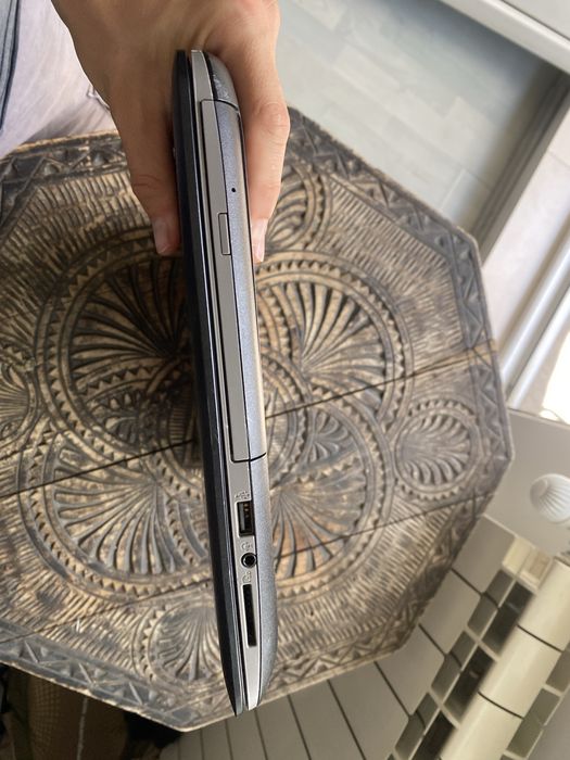 Laptop Asus intel