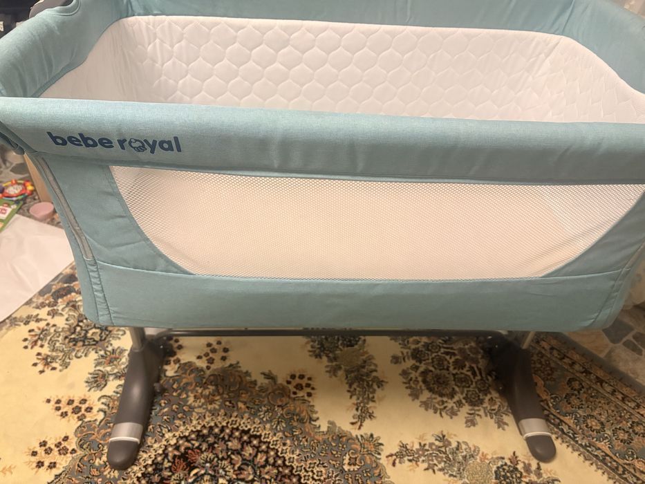 Pătuț de bebeluș ca nou