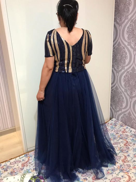 Продам платья вечерний