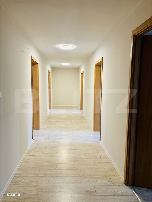 Casa 10 camere, 170 mp, zona Lunei