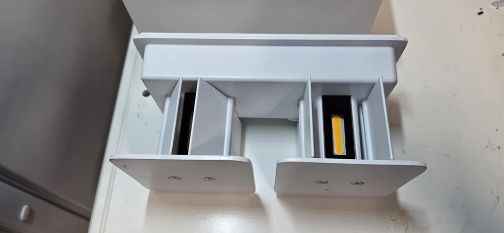 Aplica cu led si senzor prezenta