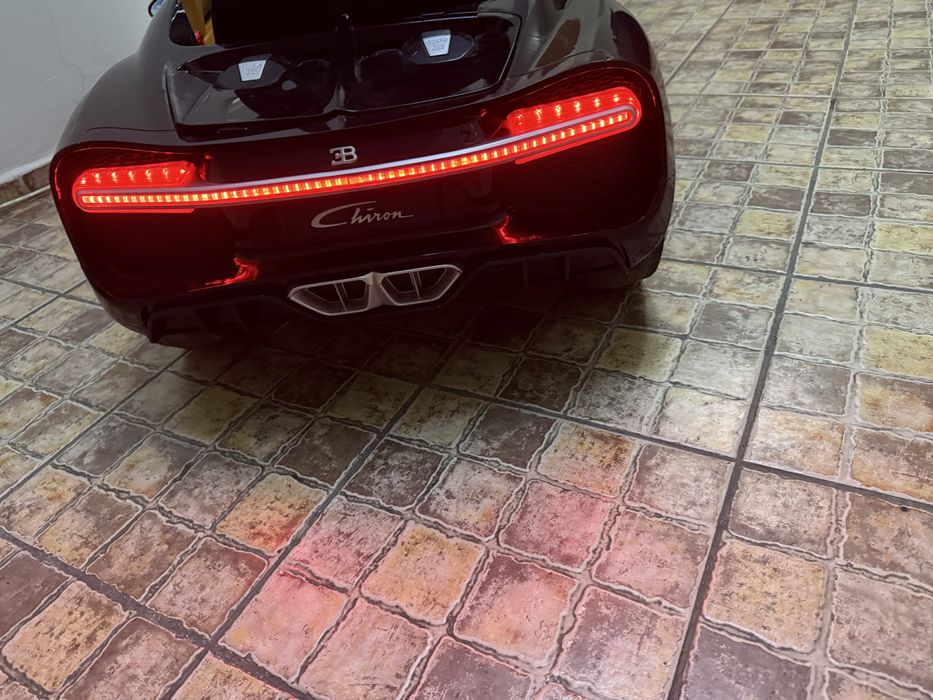 Детский электромобиль