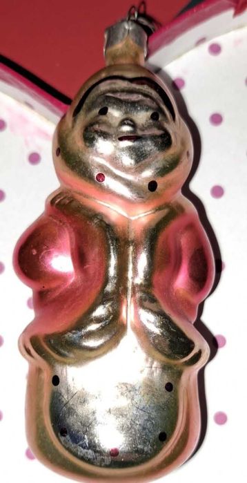 Продаются ёлочные игрушки