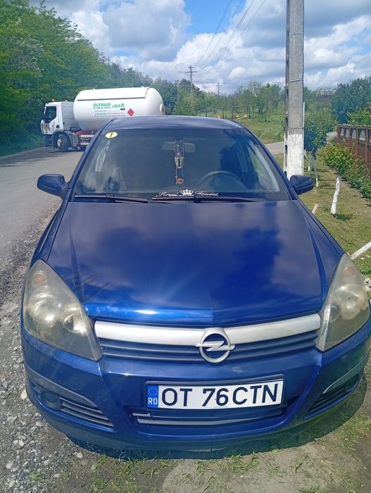 Vând Opel Astra H