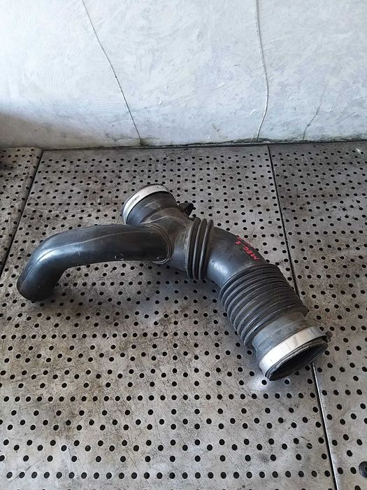 Furtun admisie aer 1.6 b renault megane 2 8200186822g