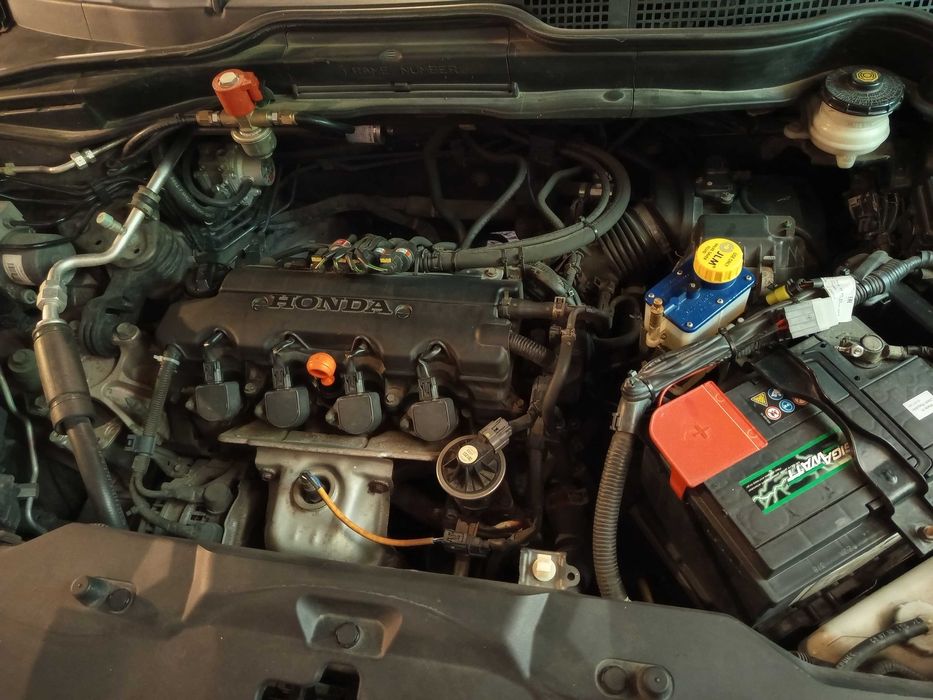 Хонда ЦРВ 2.0i  Газов Инжекцион