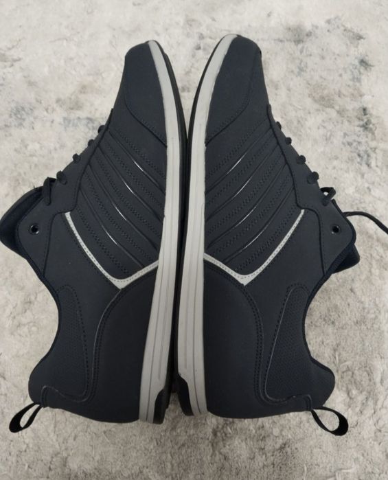 Кроссовки большого размера