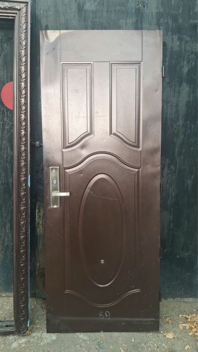 Дверь облегченная металическая