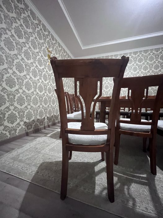 Продам стол со стульями