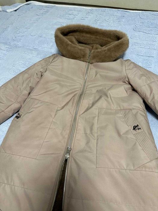 плащ пуховик с капюшоном