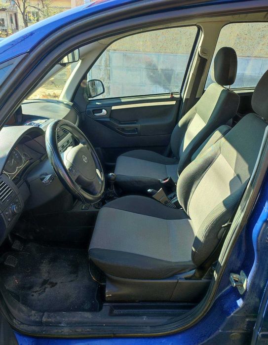 Опел Мерива 1.6 бензин нов внос