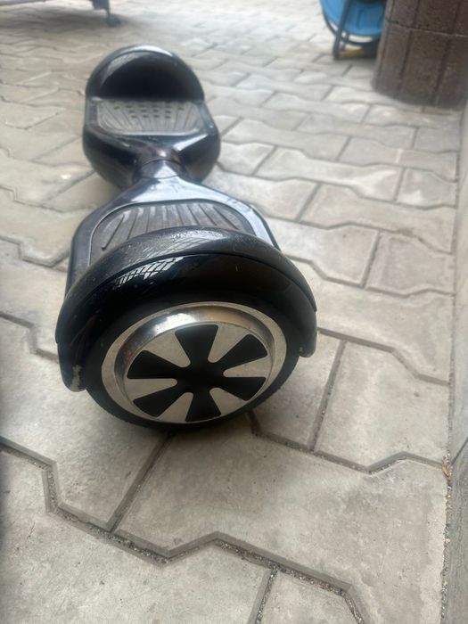 Vând Hoverboard în stare foarte buna
