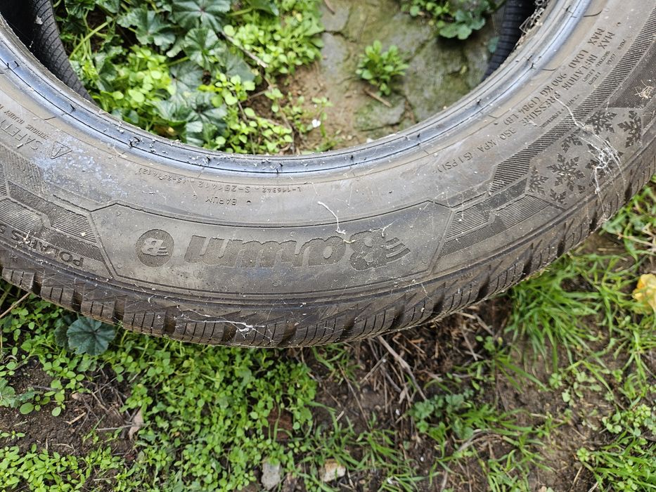 Комплект зимни гуми Barum - 225/60 R18