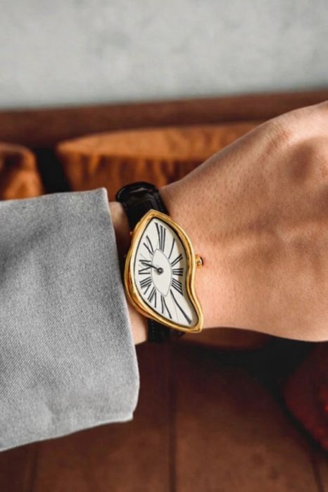 Ceas Elegant Argintiu Melting Watch Cadou de Lux Universal