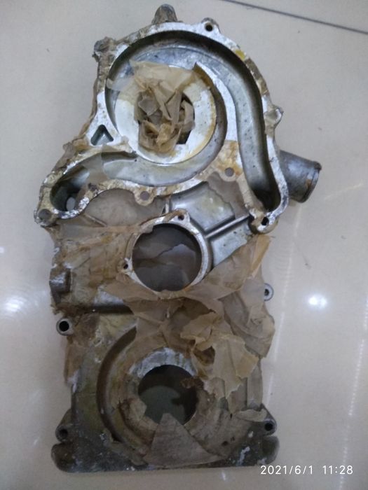 Крышка двигателя передняя Газ-53,66, ПАЗ.