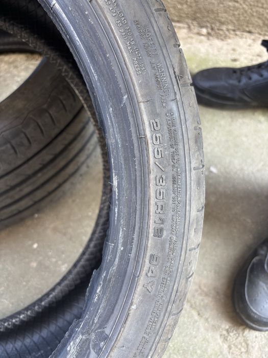 225/40/18 и 255/35/18 DEBICA PRESTO UHP 2
