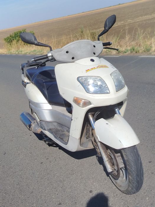 Vând Yamaha 300cc