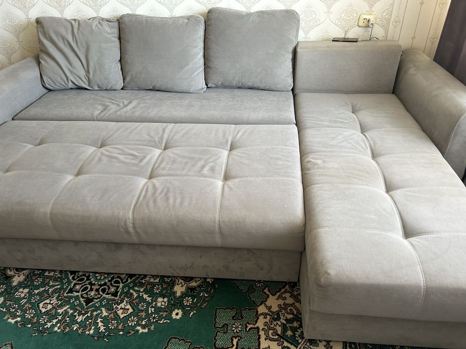 Диван угловой