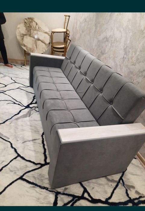 Узок хтзмат курсатадиган юмшоккина диванлар