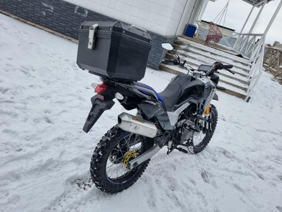 Мотоцикл турист  эндуро